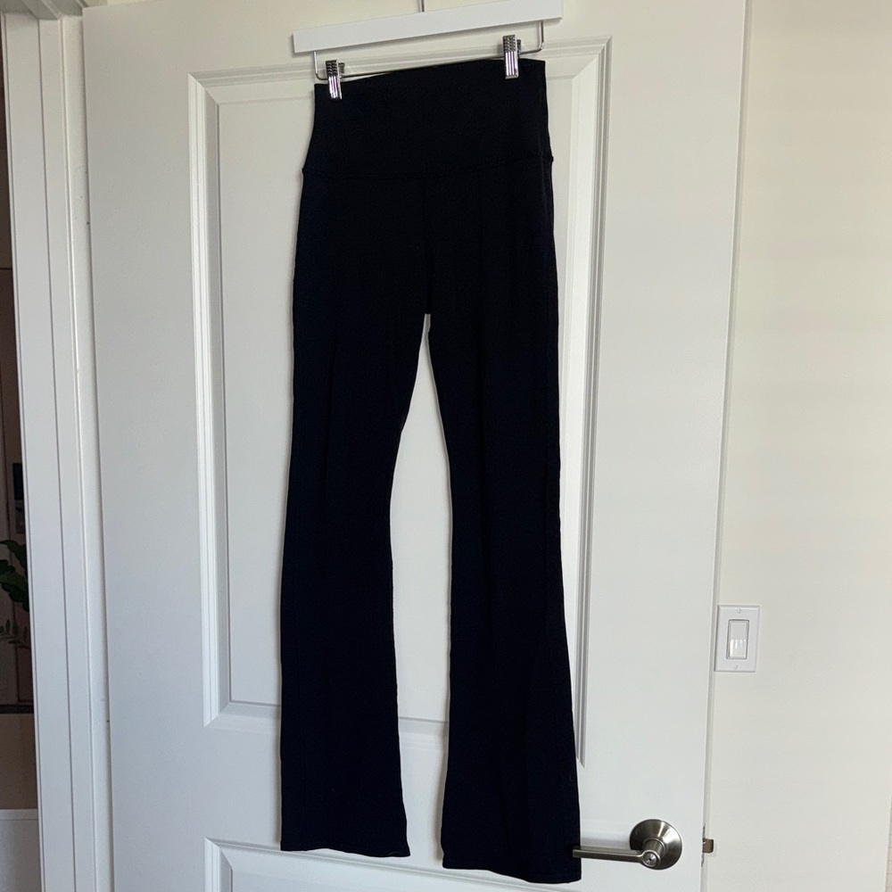 Alo Black Flared Leggings in small